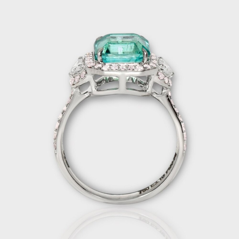 Emerald Ring - Picture 7 of 7